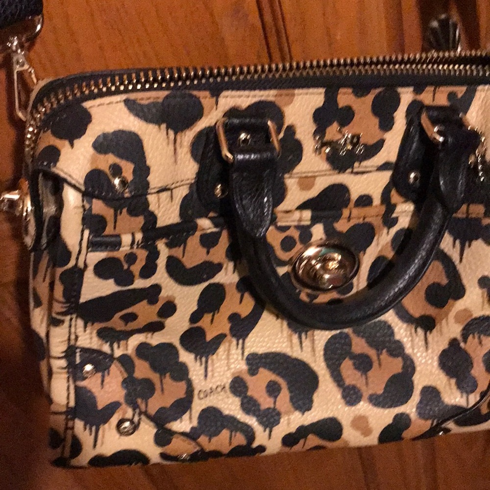 Coach purse leopard print like new condition small size